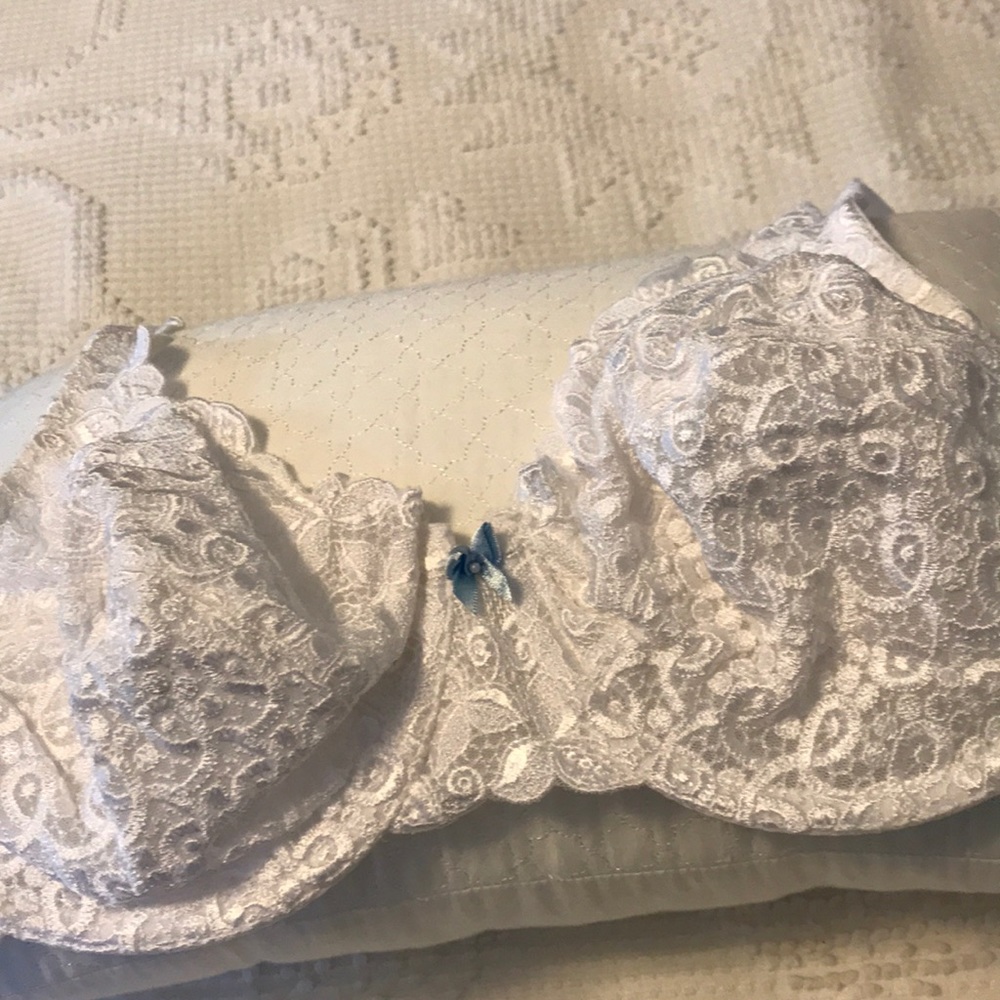 2 Bali bras; 1 peach/pink; 1 white, 38D - like new